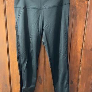 Victoria Secret Knockout Black leggings. Size Large